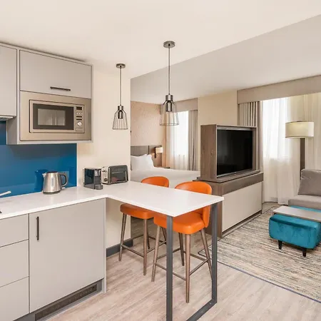 ホテル Hyatt House 4*