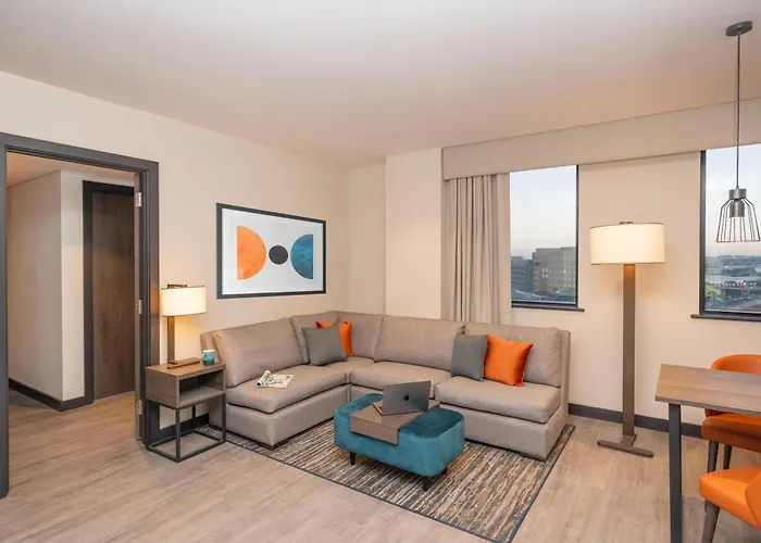 Hyatt House 4* Λιντς